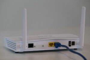 Budaya Restart Router Memang Menyebalkan, tapi Percayalah, IndiHome Tetap Provider Internet Terbaik Saat Ini