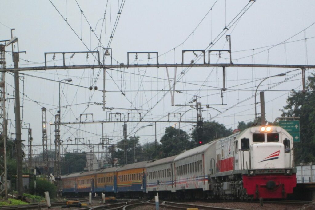 Stasiun Weleri, Satu-satunya Fasilitas Publik yang Bisa Dibanggakan dari Kabupaten Kendal