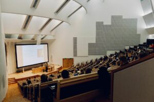 University War Korea Ramai di Media Sosial. Seandainya Ada di Indonesia, Kampus Mana yang Bakal Tanding?
