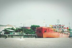 Culture Shock Orang Bandung Saat Berkunjung ke Kalimantan: Harus Banget nih Naik Speed Boat di Sungai Barito?