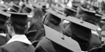Nasib Jadi Mahasiswa FBS UNY yang Wisuda dengan Predikat IPK Terendah Sefakultas: Diketawain Dosen, Bikin Malu Orang Tua
