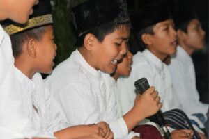Kalau Punya Anak Bermasalah, Bawa Ke Psikolog, Jangan Dikirim ke Pesantren