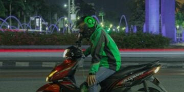 Gojek vs Grab, Mana yang Lebih Worth setelah Era Bakar Duit Sudah Berakhir?