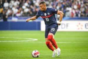 Ketika 30 Juta Orang Ingin Kylian Mbappe Angkat Kaki dari Real Madrid