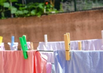 Bisnis Laundry Rumahan Lebih Banyak Buntung daripada Untung karena Tetangga yang Ngutangan Mojok.co