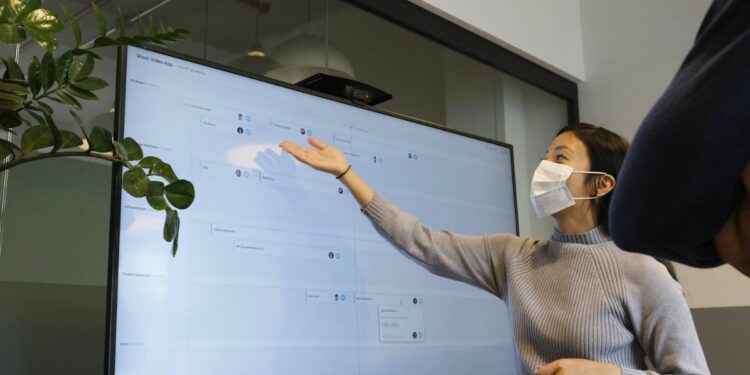 3 Dosa Mahasiswa Saat Presentasi. Jangan Dimaklumi Nanti Jadi Kebiasaan Buruk Mojok.co