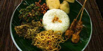 8 Makanan Khas Bali yang Jarang Direkomendasikan Warga Lokal kepada Wisatawan