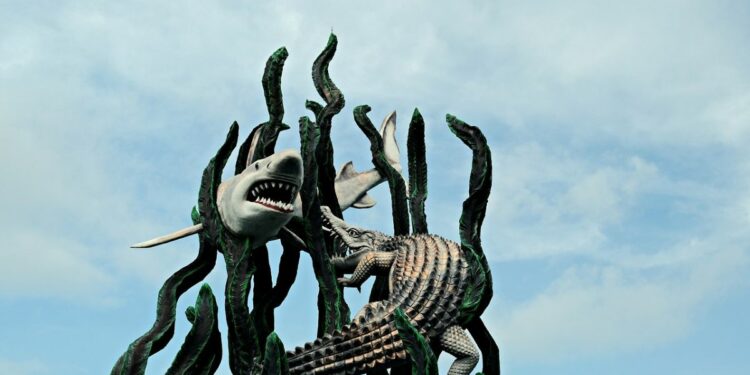 Surabaya Nyaman bagi Mahasiswa, tapi Bikin Pekerja Nelangsa