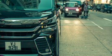 Mobil Toyota Alphard Sudah Merepotkan, Penuh Kebohongan Pula (Unsplash)