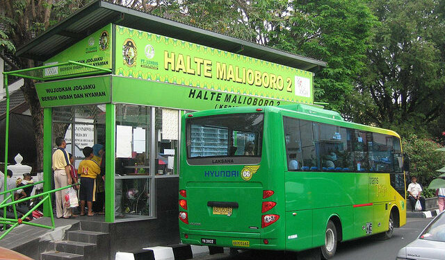 Trans Jogja di Mata Pendatang, Transportasi yang Berguna walau Awalnya Saya Kira Bus Wisata Mojok.co