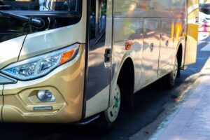 7 Hal Positif yang Hanya Akan Kamu Temukan di Bus Ponorogo-Trenggalek