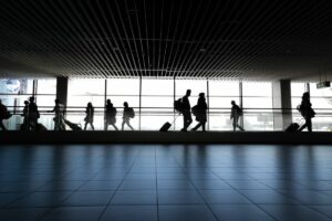 Lucunya Harga Tiket Pesawat di Indonesia: Bagaimana Bisa Jakarta ke Singapura Lebih Murah ketimbang ke Surabaya? Nggak Masuk Akal!