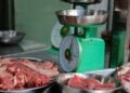 3 Kecurangan Penjual Daging Sapi Selama Bulan Ramadan. Saya Tulis Supaya Pembeli Lebih Waspada Mojok.co