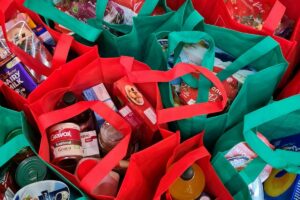 Bagi-bagi Hampers Lebaran Bukan Budaya Kami. Budaya Kami Adalah Bagi-bagi Munjung
