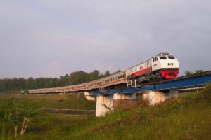 Pengalaman Mudik Lebaran Naik Kereta Api Kahuripan: Harga Tiket Memang Bersahabat, tapi Deritanya Sepanjang Jalan
