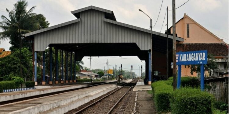 Stasiun Karanganyar, Stasiun yang Menipu Penumpang karena Letaknya Bukan di Kabupaten Karanganyar