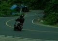Jalan Sokawera-Kemranjen Banyumas: Jalanan yang "Menggoda" Pengendara dengan Buah Durian, tapi Juga Berbahaya