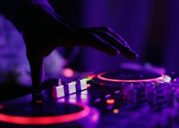 Undang DJ Saat Hajatan di Sumatera Selatan: Keluarga Dapat Nama, Tetangga Dapat Getahnya
