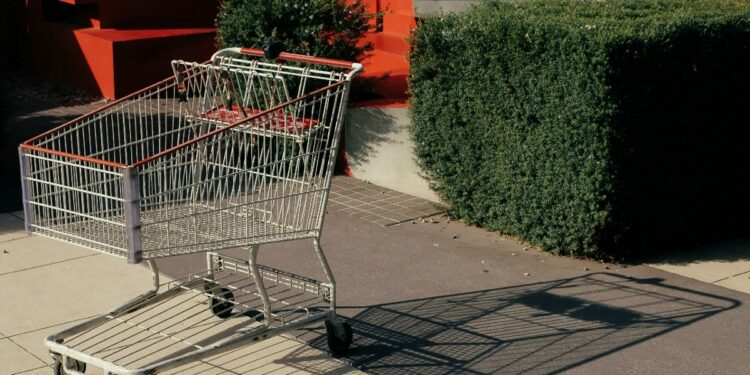 Mirota Kampus Jogja Menyimpan 3 Dosa Kecil yang Begitu Awet (Unsplash)