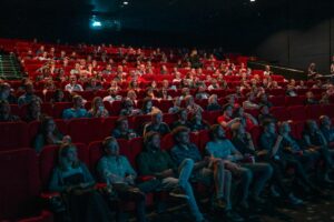 Jangan Nonton Bioskop kalau Nggak Paham Aturan Tidak Tertulisnya, Nanti Disebut Penonton Norak 