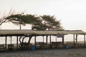 Ancaman di Balik Keindahan Pantai Parangtritis Jogja yang Nggak Disadari Banyak Pelancong, Waspadalah!