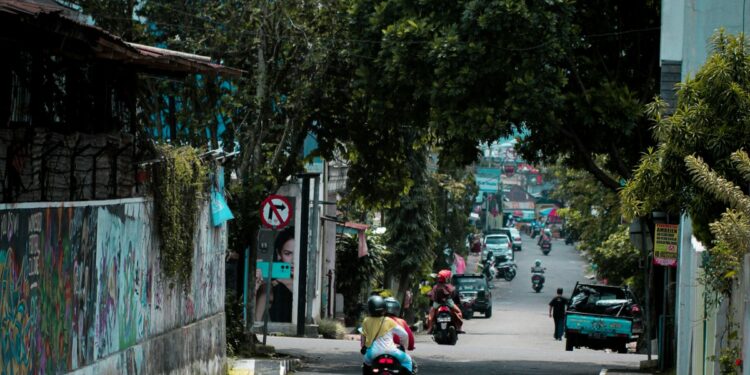 Jalan Kertek Wonosobo, Jadi Pusat Ekonomi tapi Bikin Sengsara (Unsplash)