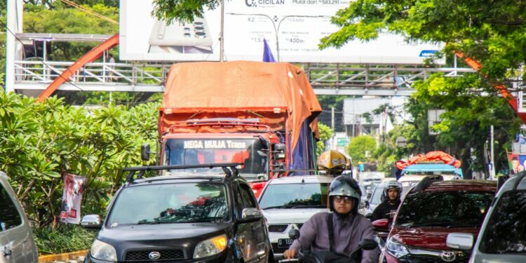 Macet SCBD Kabupaten Bandung Tidak Manusiawi Melebihi Kota (Unsplash)