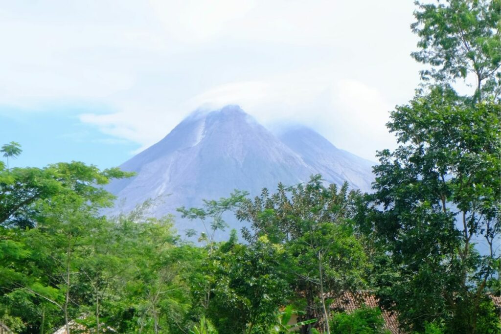 Pengalaman Agak Lain Selama Saya Tinggal di Pakem Sleman. Sebaiknya Pertimbangkan Ulang Sebelum Pindah ke Sini Mojok.co