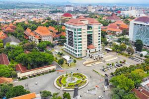 Saya Rasa Perlu Ada Mata Kuliah Manajemen Parkir di UM Malang, sebab Mahasiswa UM Masih Cupu Perkara Parkir!