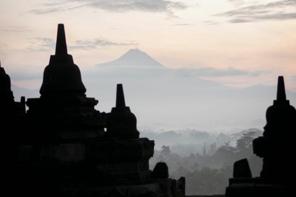 4 Tempat Wisata yang Sering Dikira Berada di Jogja, padahal Bukan. Jelas Candi Borobudur adalah Salah Satunya! Mojok.co