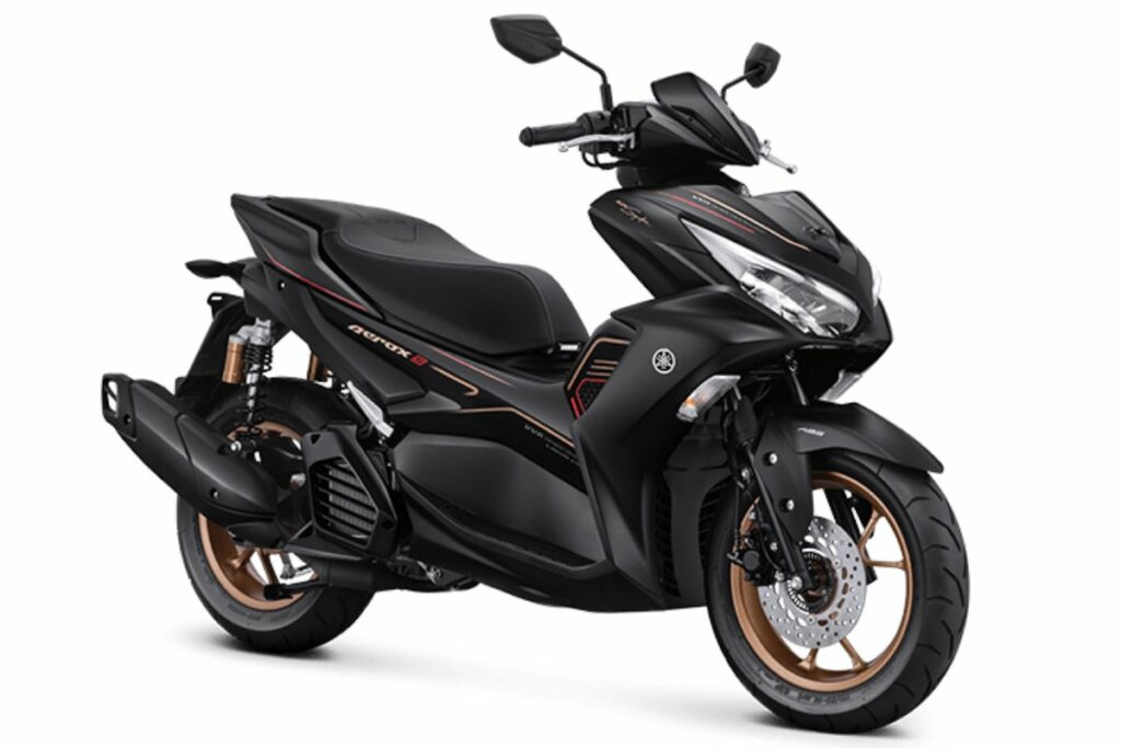 Yamaha Aerox 155 Connected Nggak Cocok Dijadikan Motor Ojol, Bikin Resah Penumpang Mojok.co