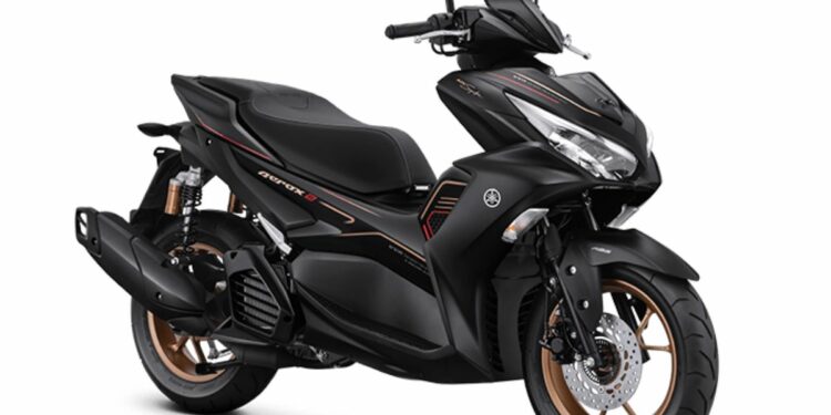 Yamaha Aerox 155 Connected Nggak Cocok Dijadikan Motor Ojol, Bikin Resah Penumpang Mojok.co