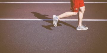 Alun-Alun Bangkalan Madura Lebih Butuh Tempat Sampah, Bukan Jogging Track! Percuma Ramai tapi Nggak Nyaman karena Sampah Berserakan