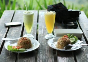 10 Istilah Makan dalam Bahasa Sunda, Mulai dari yang Paling Halus sampai yang Biasa Digunakan untuk Binatang. Jangan Salah Pakai!