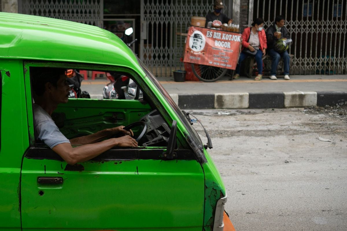 Colt Mini Bogor Sukabumi Raja Jalanan Yang Bikin Waswas