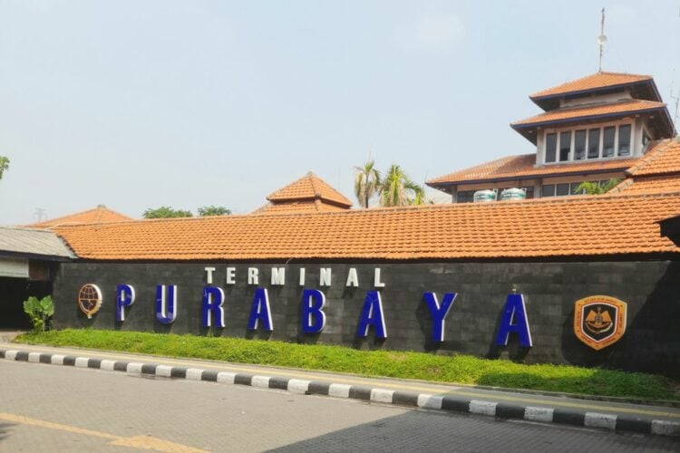 Gate Otomatis Terminal Purabaya Nggak Berguna, Pengelola Sebaiknya Fokus Membasmi Calo Saja!