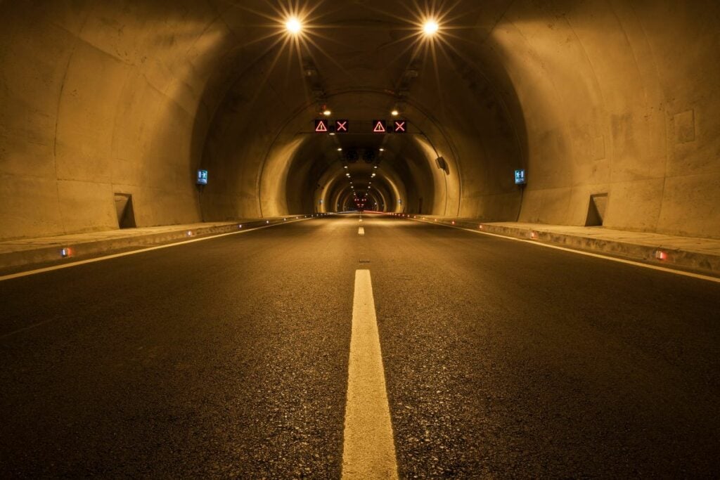 Pembangunan Terowongan Jalan Joyoboyo Adalah Bukti kalau Pemkot Surabaya Suka Menghamburkan Uang