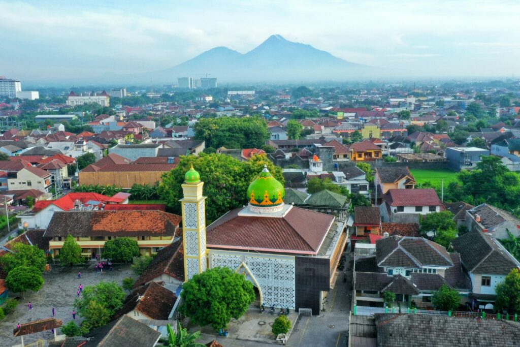 Di Sleman, Mahasiswa Bisa Hidup dengan Uang 30 Ribu (Unsplash)