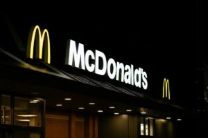 4 Alasan Memboikot McD dan Starbucks untuk Melawan Zionis itu Harusnya Mudah Dilakukan