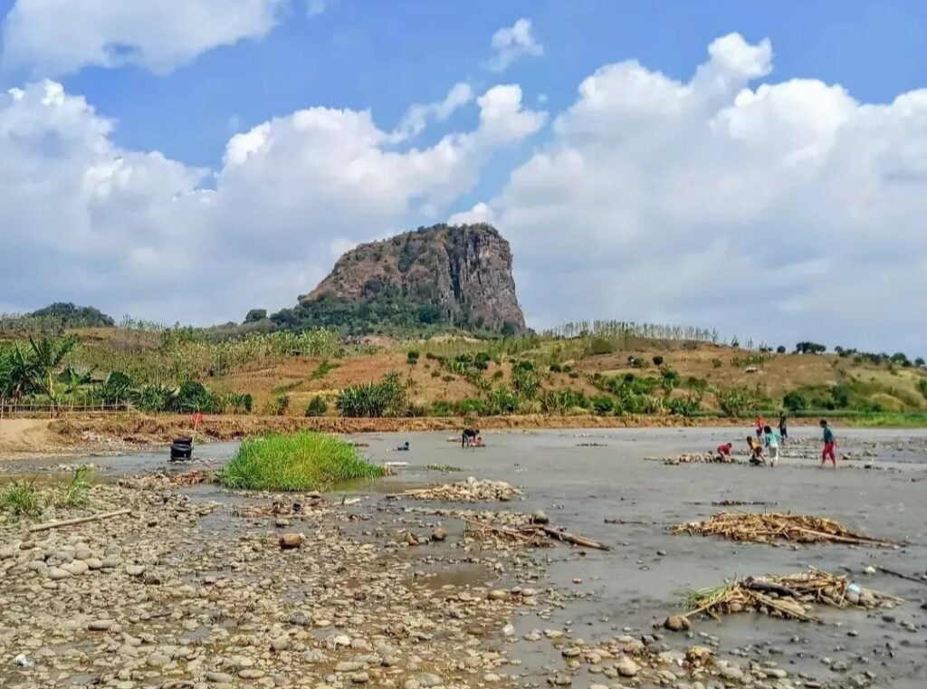 Warga Kecamatan Randudongkal Orang Paling Beruntung Se-Kabupaten Pemalang  Mojok