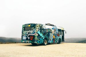 Alasan Saya Nggak Begitu Tertarik Naik Sleeper Bus yang Katanya Nyaman