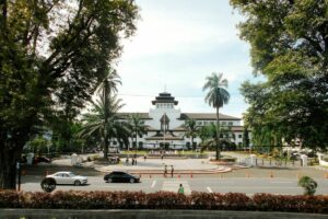 Sumur Kota Bandung, Kecamatan “Paket Lengkap” yang Bikin Iri Daerah-daerah Lain