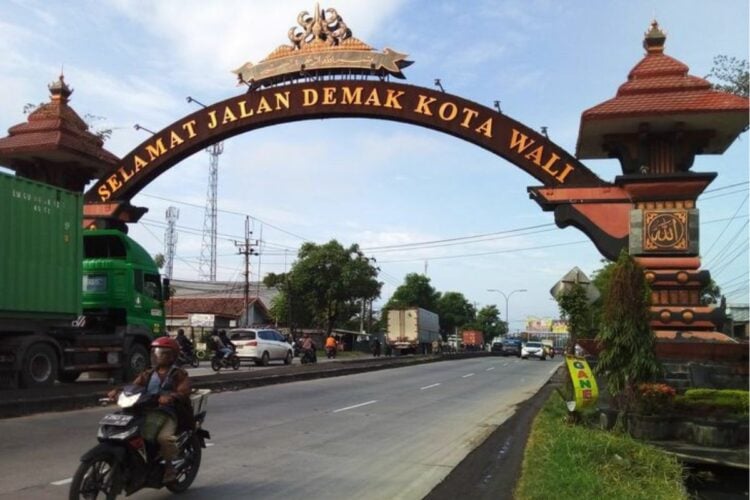 5 Kosakata Bahasa Jawa Orang Demak yang Bikin Orang Bojonegoro Gagal Paham Mojok.co