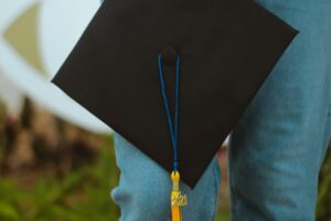 Susah-susah Kuliah Demi Ijazah Sarjana, Pas Cari Kerja Malah Lebih Laku Ijazah SMA