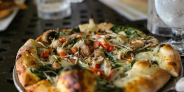 Pizza Pecel Sayur: Sederhana, tapi Bikin Orang Italia Marah