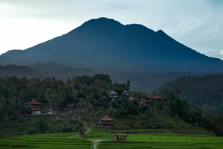 Lemahsugih, Kecamatan Potensial di Kabupaten Majalengka tapi Ditinggal Pergi Merantau oleh para Pemudanya