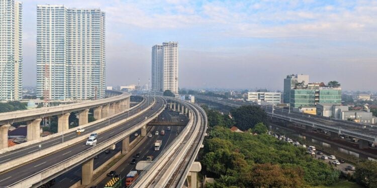 Jalan Layang MBZ: Jalan Tol yang Nggak Sekaya Namanya. Boro-boro Nyaman, Keamanannya Saja Diragukan