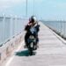 Suramadu, Jembatan Paling Tidak Terurus di Indonesia. Mulai dari Aspalnya Mengancam Nyawa hingga Jalur Motor Jadi Tempat Wisata