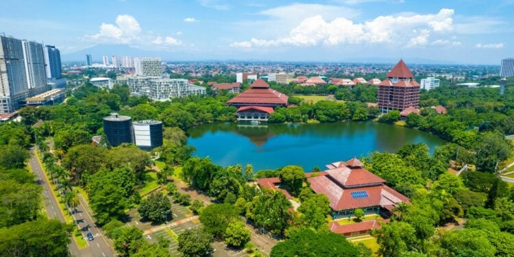 Sepeda Listrik Nggak Cocok buat Mahasiswa Mendang-Mending di UI karena Mahal dan Nggak Bisa Boncengan