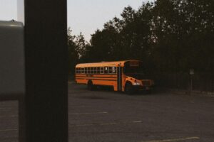 Mustahil UNS Menyediakan Sepeda Listrik seperti UI, Bus Kampus dan Mobil Listrik Saja Jadi Pajangan